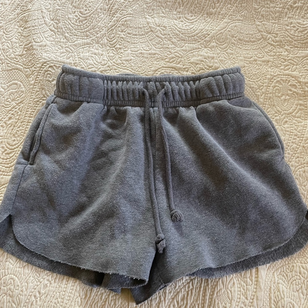 gray sweatshorts